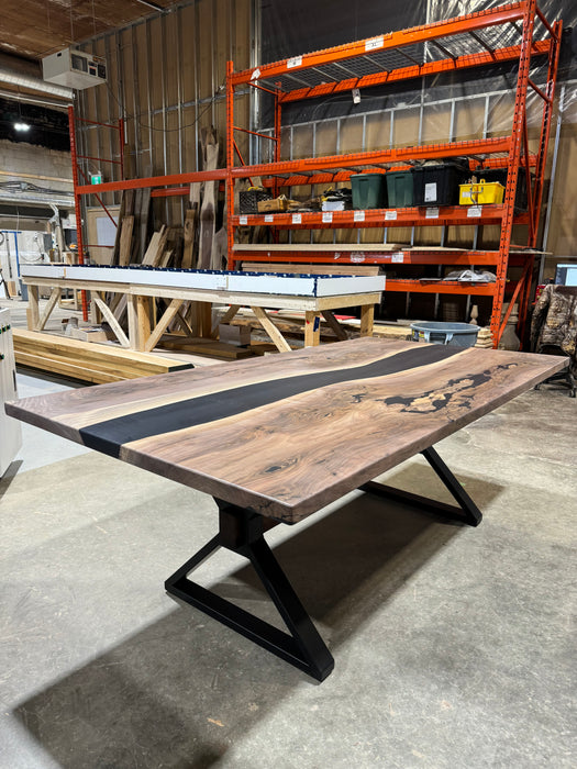 Black Walnut Black resin Table