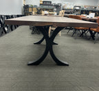 Table à manger en noyer massif 84L 40W