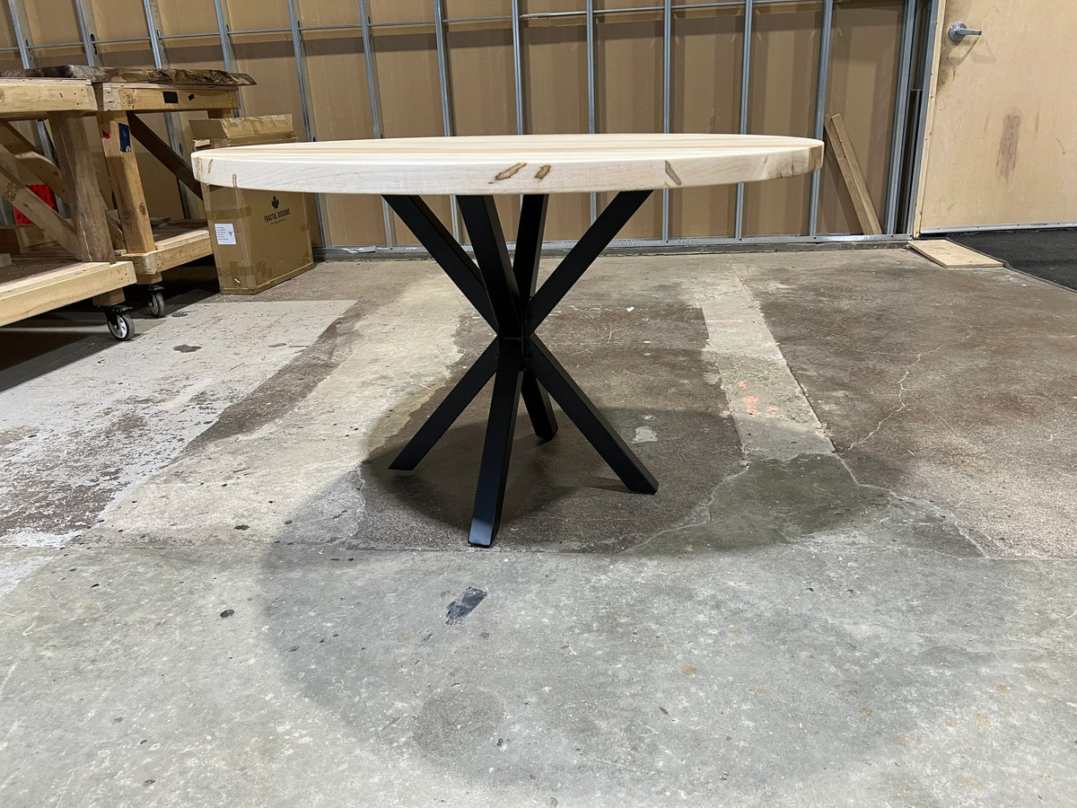 Mesa de comedor de arce redonda con gusanos de 48"