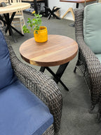 Table d'appoint ronde en noyer de 23 pouces