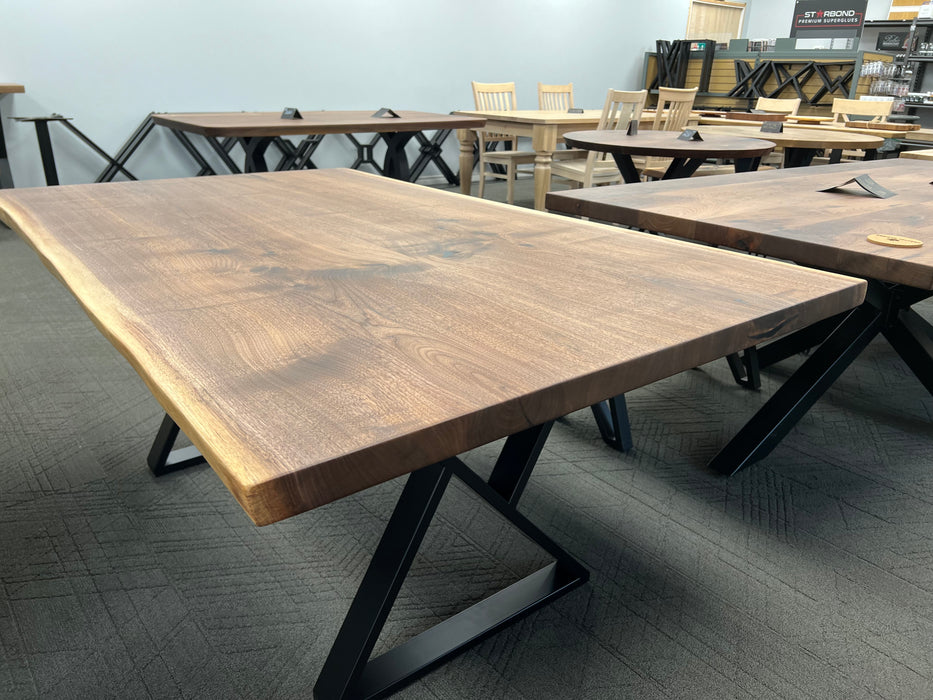 Live Edge Walnut Dining Table 72L 43W — Fractal Designs Inc