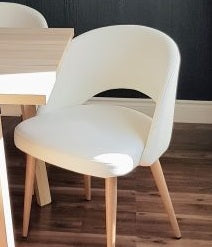 Henrick Chair