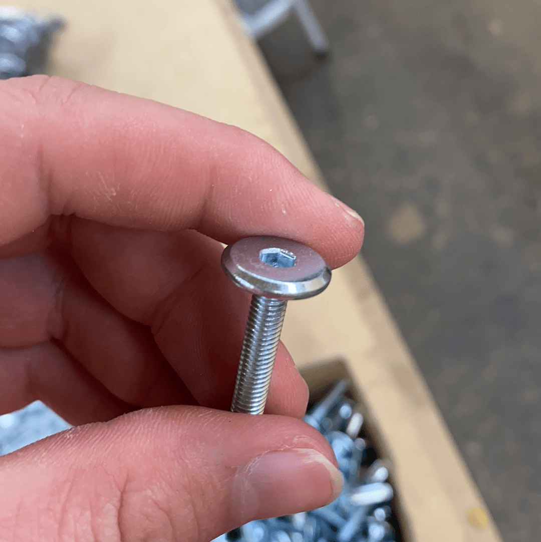 Rampa Flatbolt M5 KF - Fractal Designs Inc